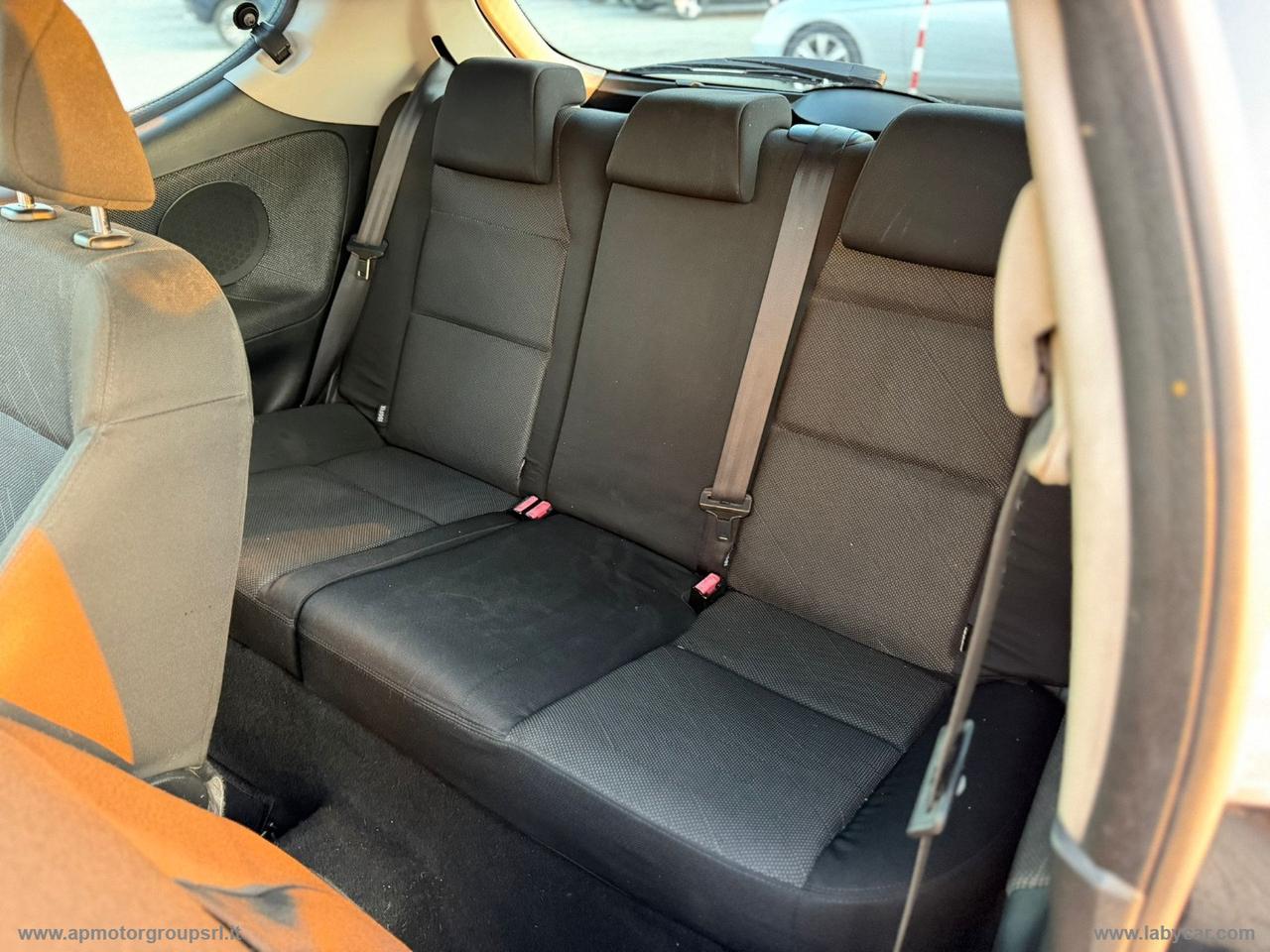 PEUGEOT 207 1.6 HDi 90 CV 3p. XS