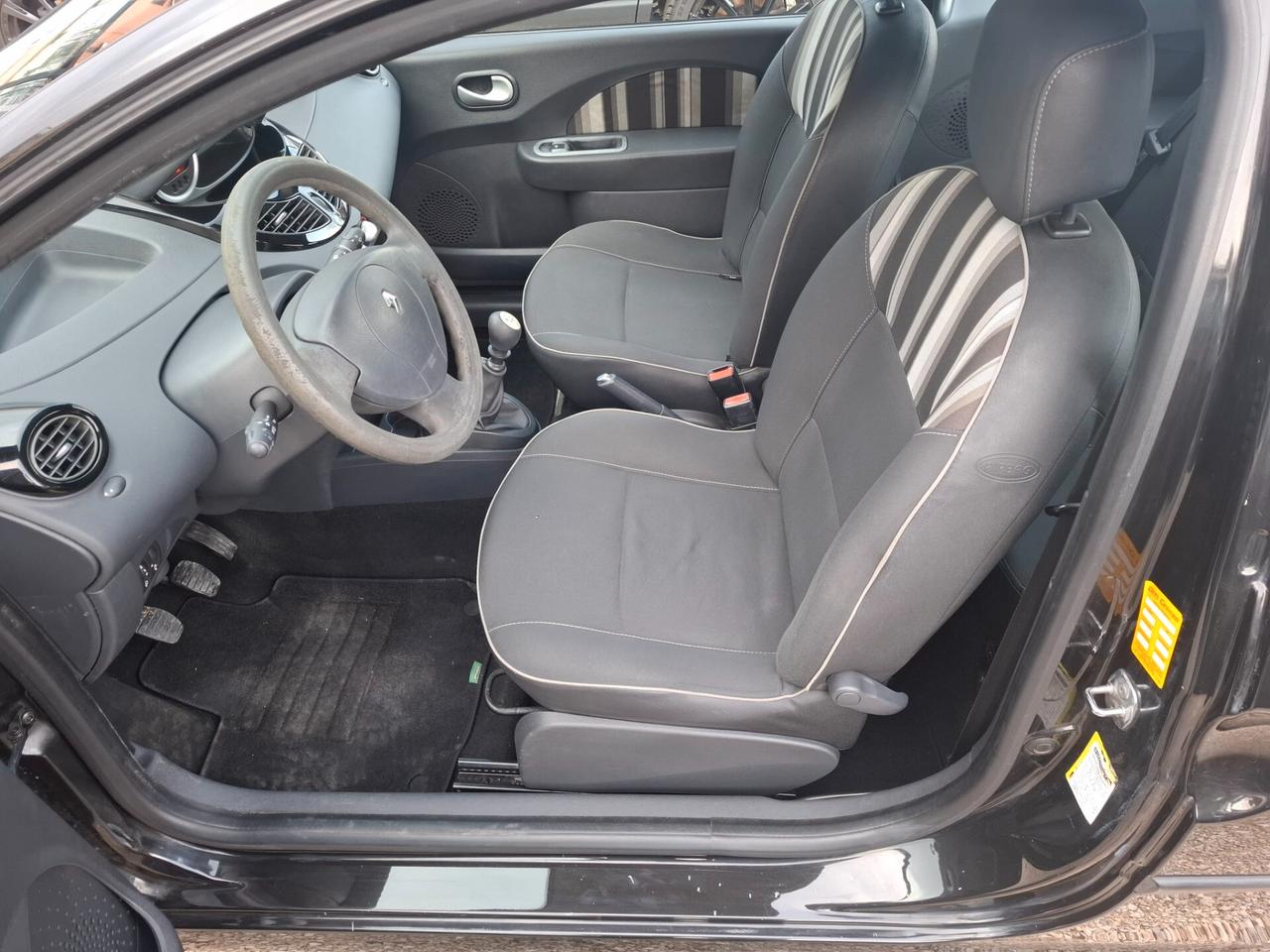 Renault Twingo 1.2 16V Night&Day