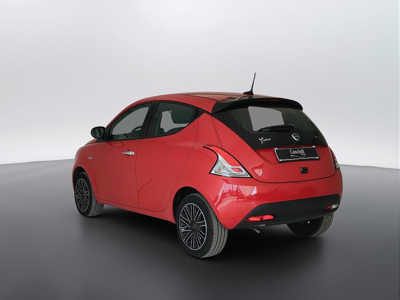 LANCIA Ypsilon III 2021 - Ypsilon 1.0 firefly hybrid Gold s&s 70cv