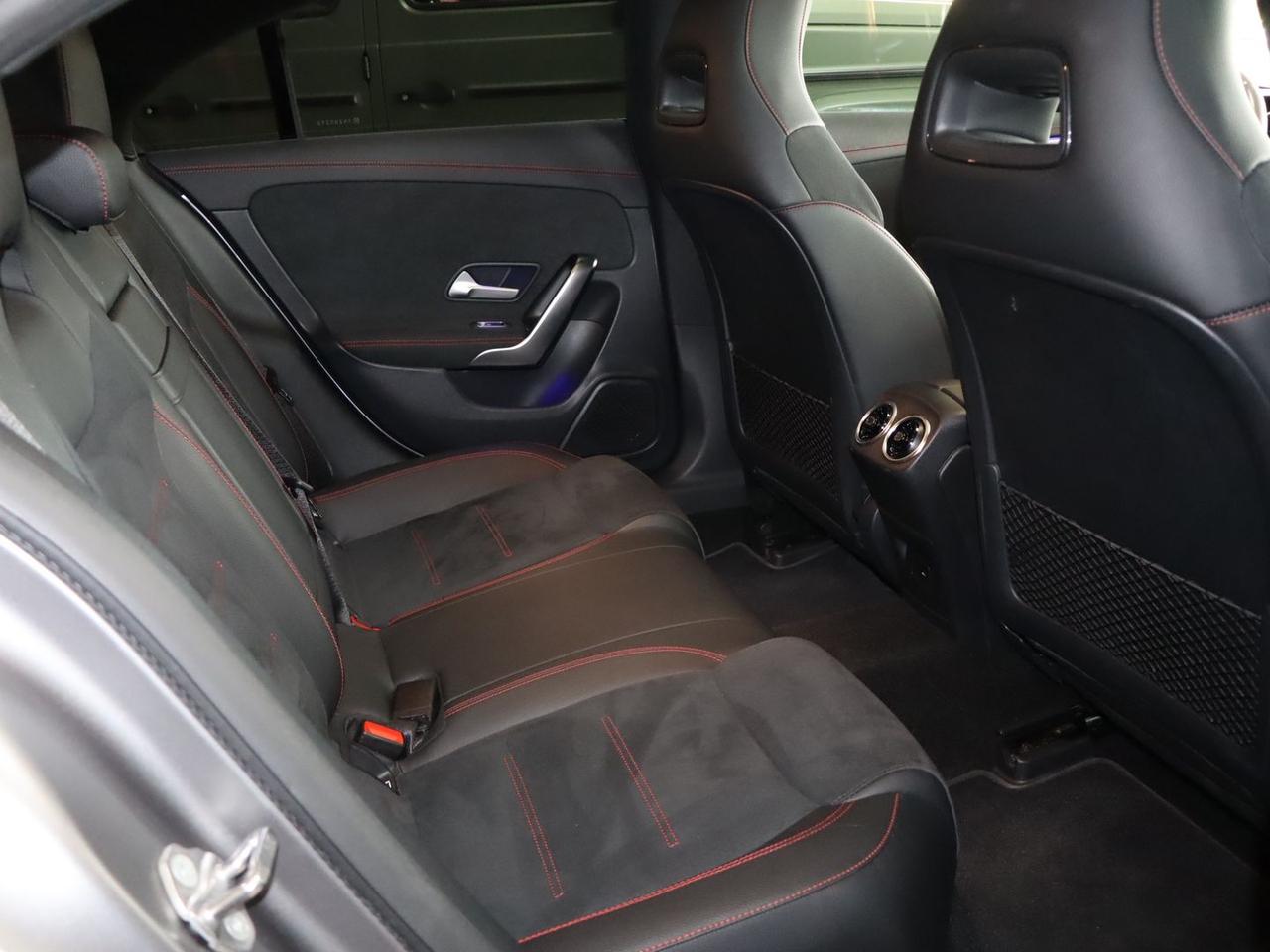 Mercedes-Benz CLA 35 AMG Premium CLA 35 AMG #10671