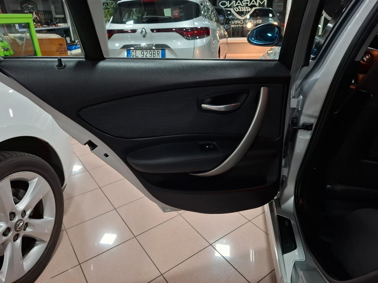 Bmw 116i benzina NEOPATENTATO