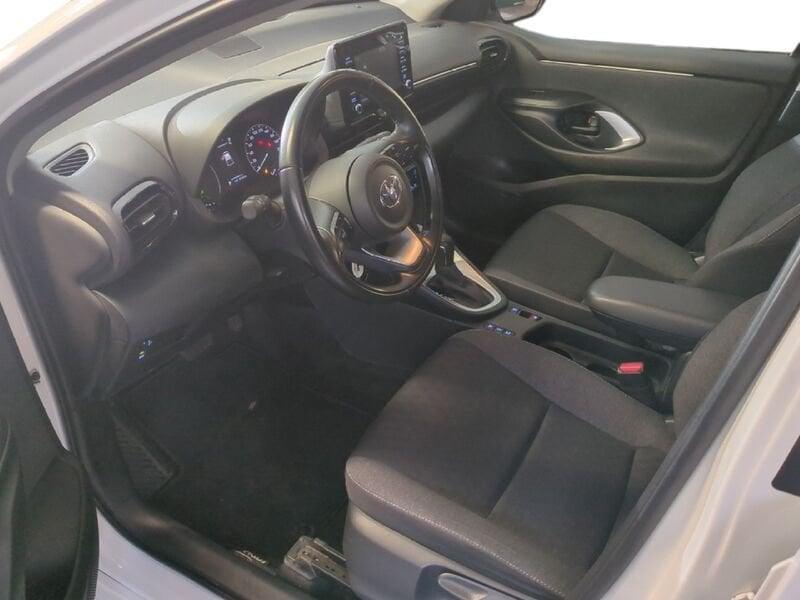 Toyota Yaris Hybrid Active MY22