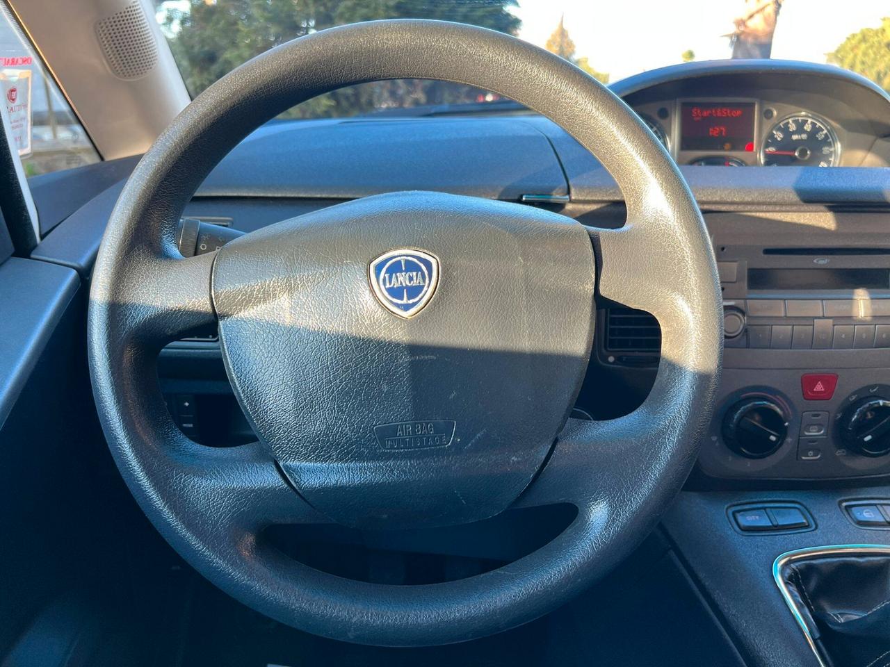 Lancia MUSA 1.3 Mjt 95 CV 5th Avenue