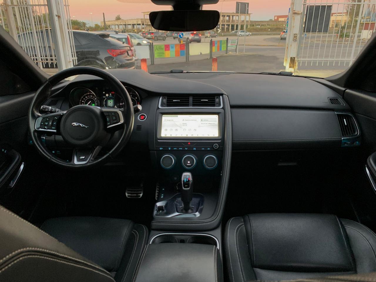 Jaguar E-Pace 2.0D 150 CV R-Dynamic