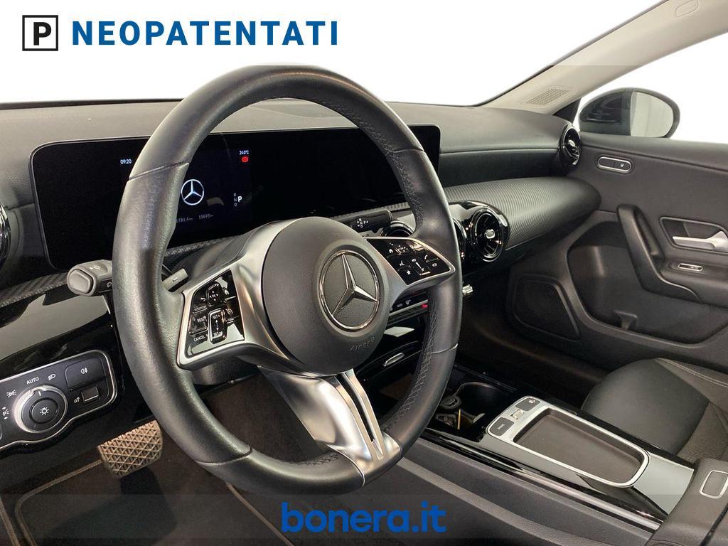 Mercedes Classe A 180 180 D Advanced 8G-DCT