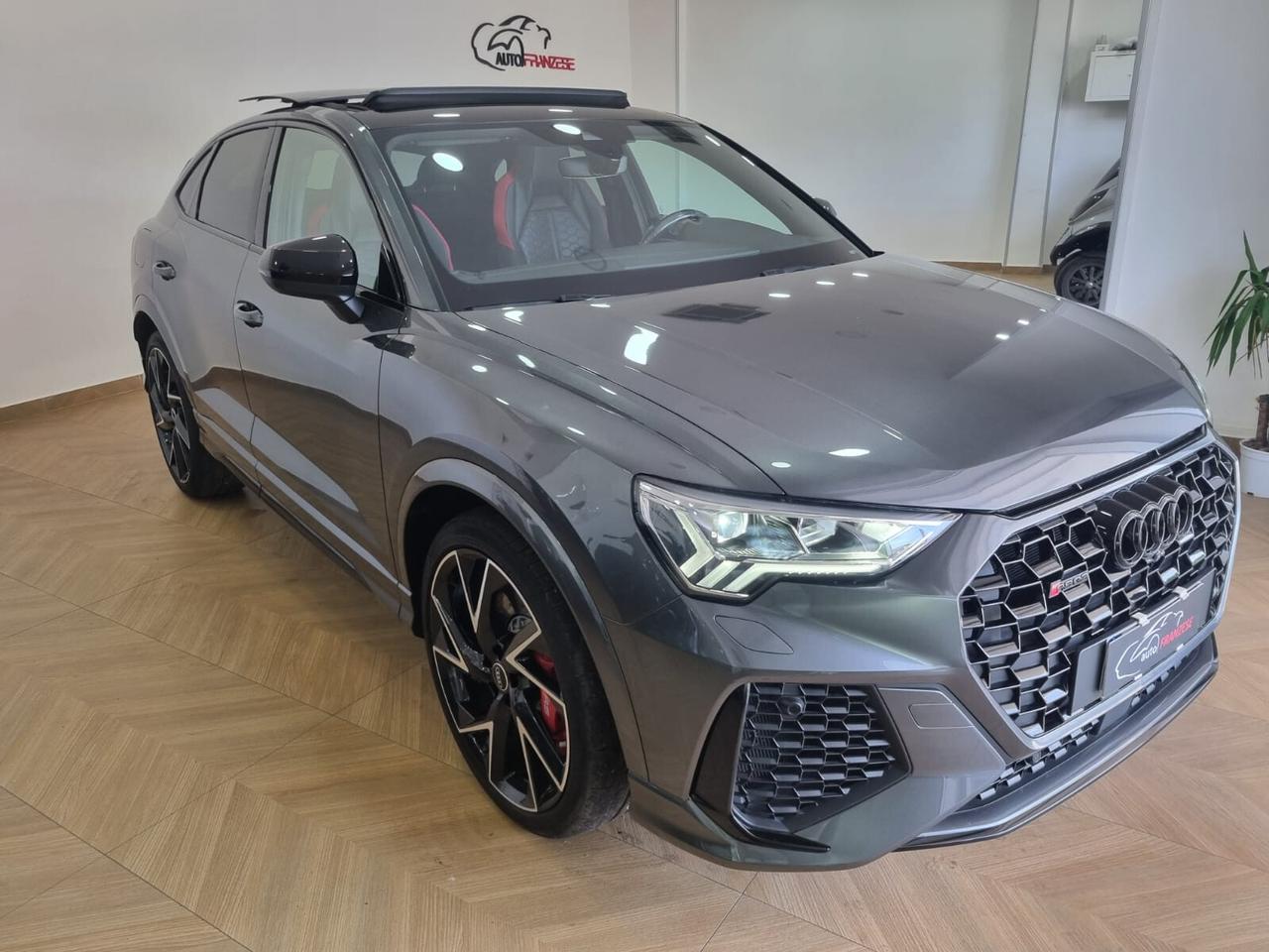 Audi RS Q3 SPB quattro S tronic