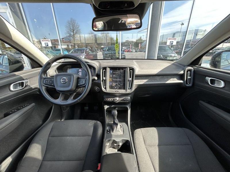 Volvo XC40 T2 Momentum Core 1 PROPRIETARIO - GANCIO TRAINO