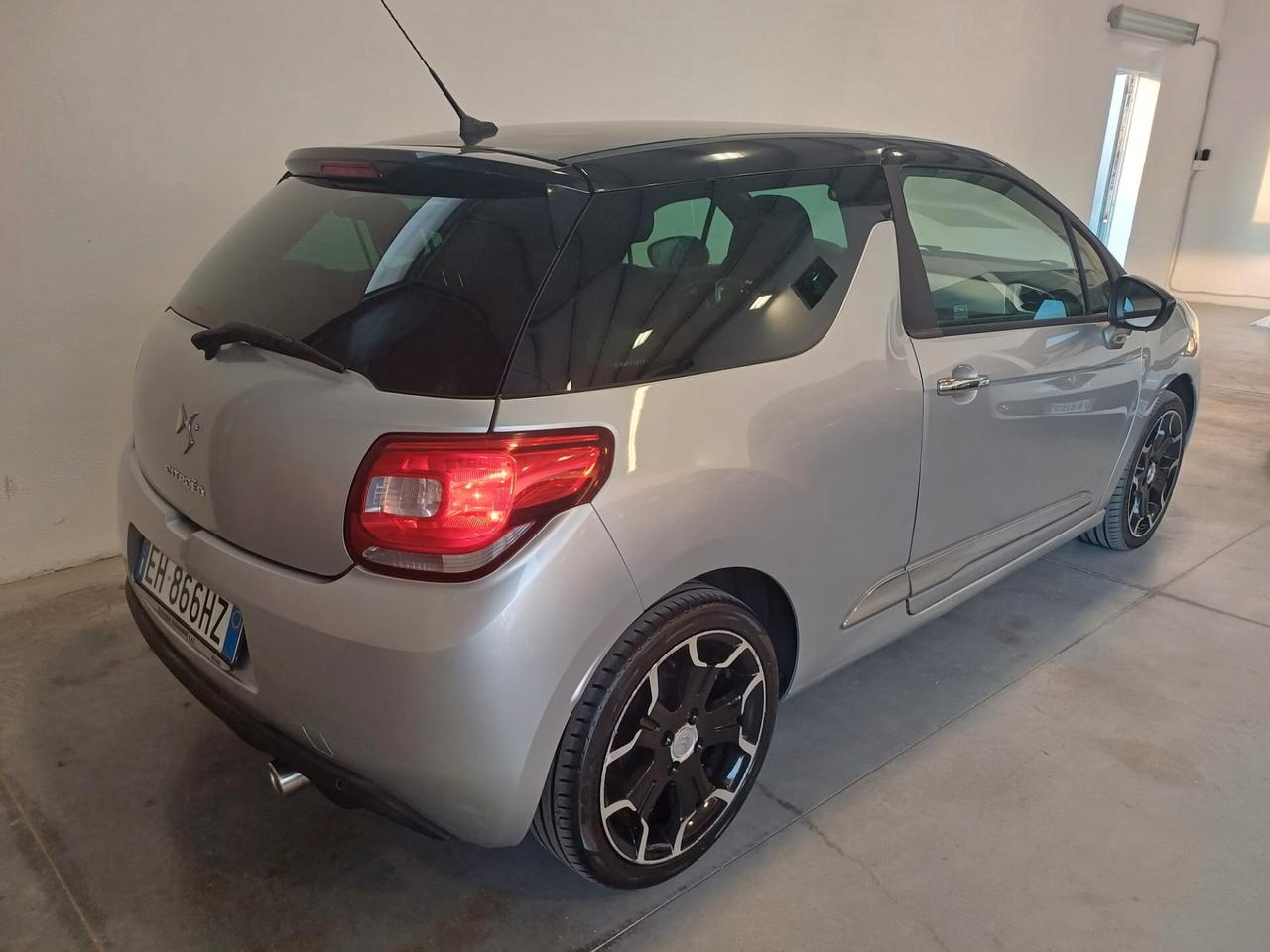 Citroen DS3 DS 3 1.4 HDi 70 Just Black