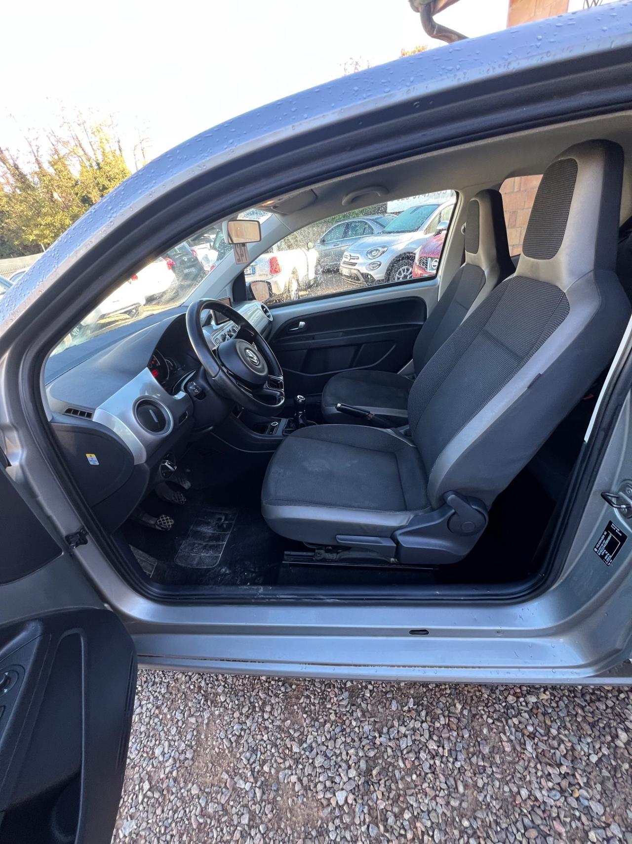 Volkswagen up! 1.0 75 CV 3p. high