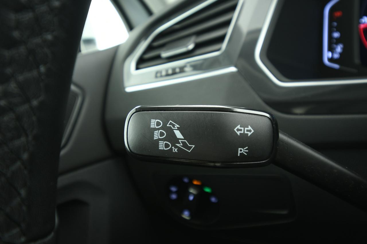 VOLKSWAGEN Tiguan 2.0 tdi Elegance 150cv dsg CAMERA+APP CONNECT+ACC