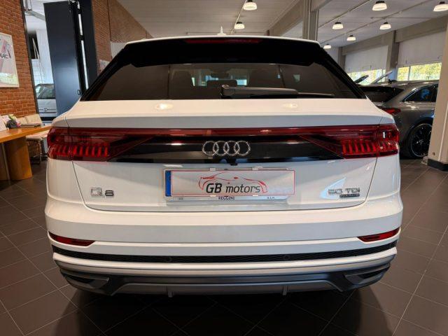 AUDI Q8 50 TDI 286 CV quattro tiptronic S Line TETTO - LED
