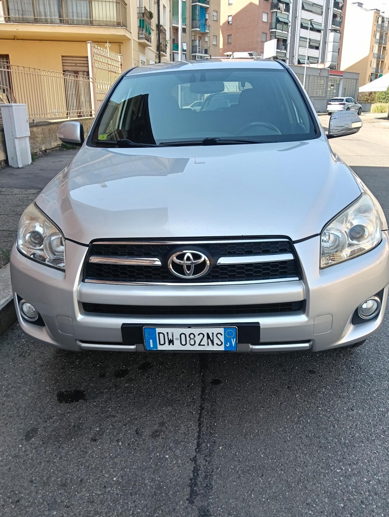 Toyota RAV 4 RAV4 Crossover 2.2 D-4D 150 CV DPF Luxury