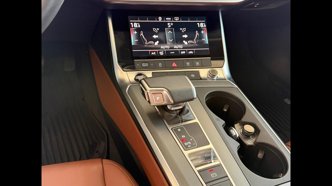 AUDI A6 V - A6 Avant 40 2.0 tdi mhev 12V Business s-tronic