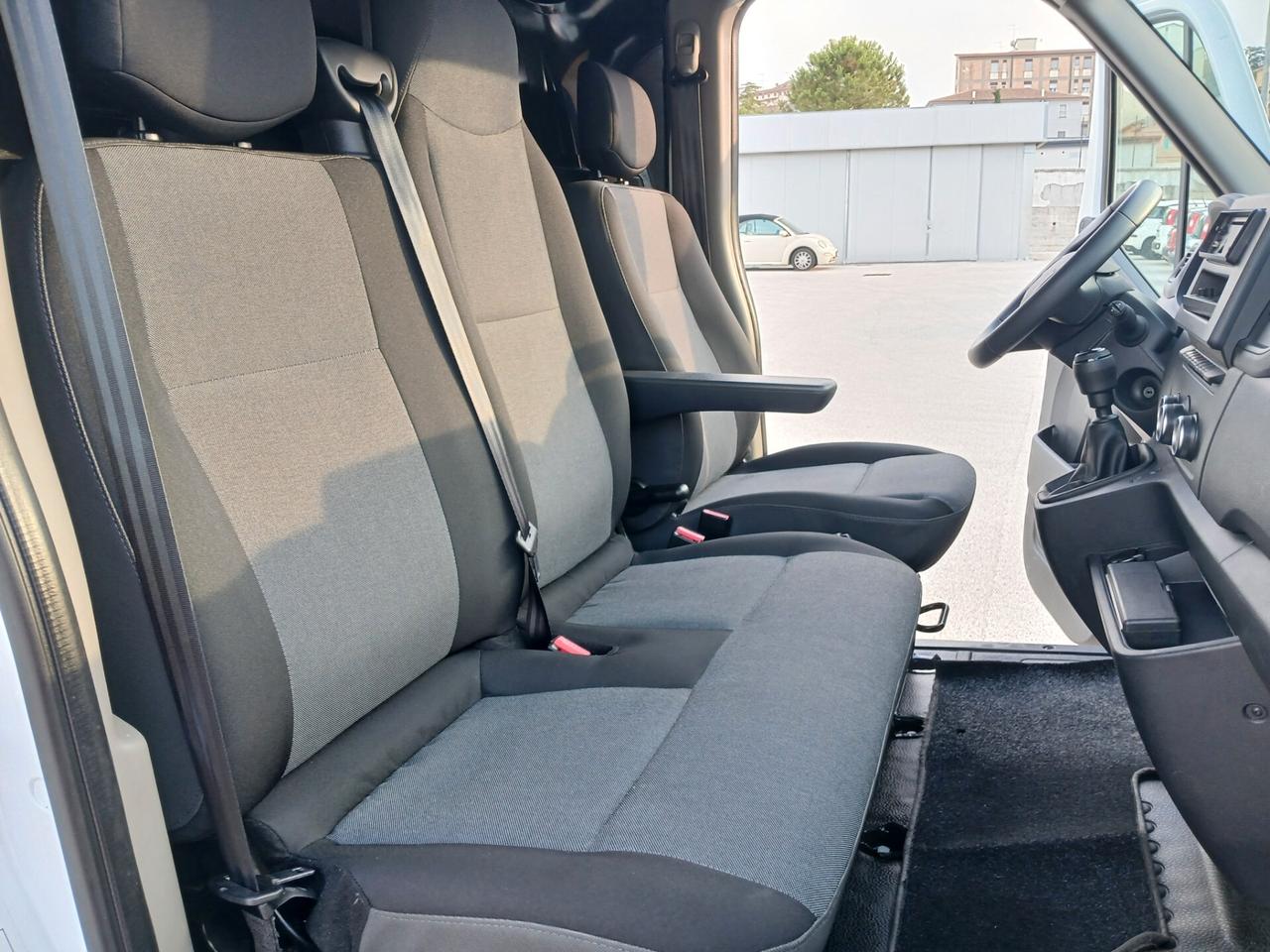 RENAULT MASTER 2.3 DCI 135CV L2H2 2021
