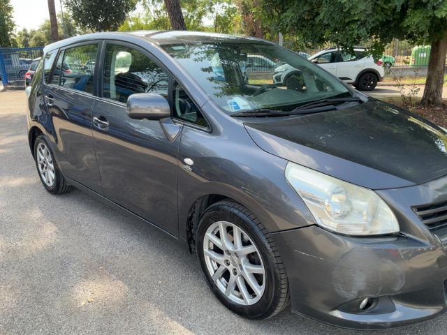 TOYOTA Verso 2.2 D-Cat 150 CV aut. Luxury Pack
