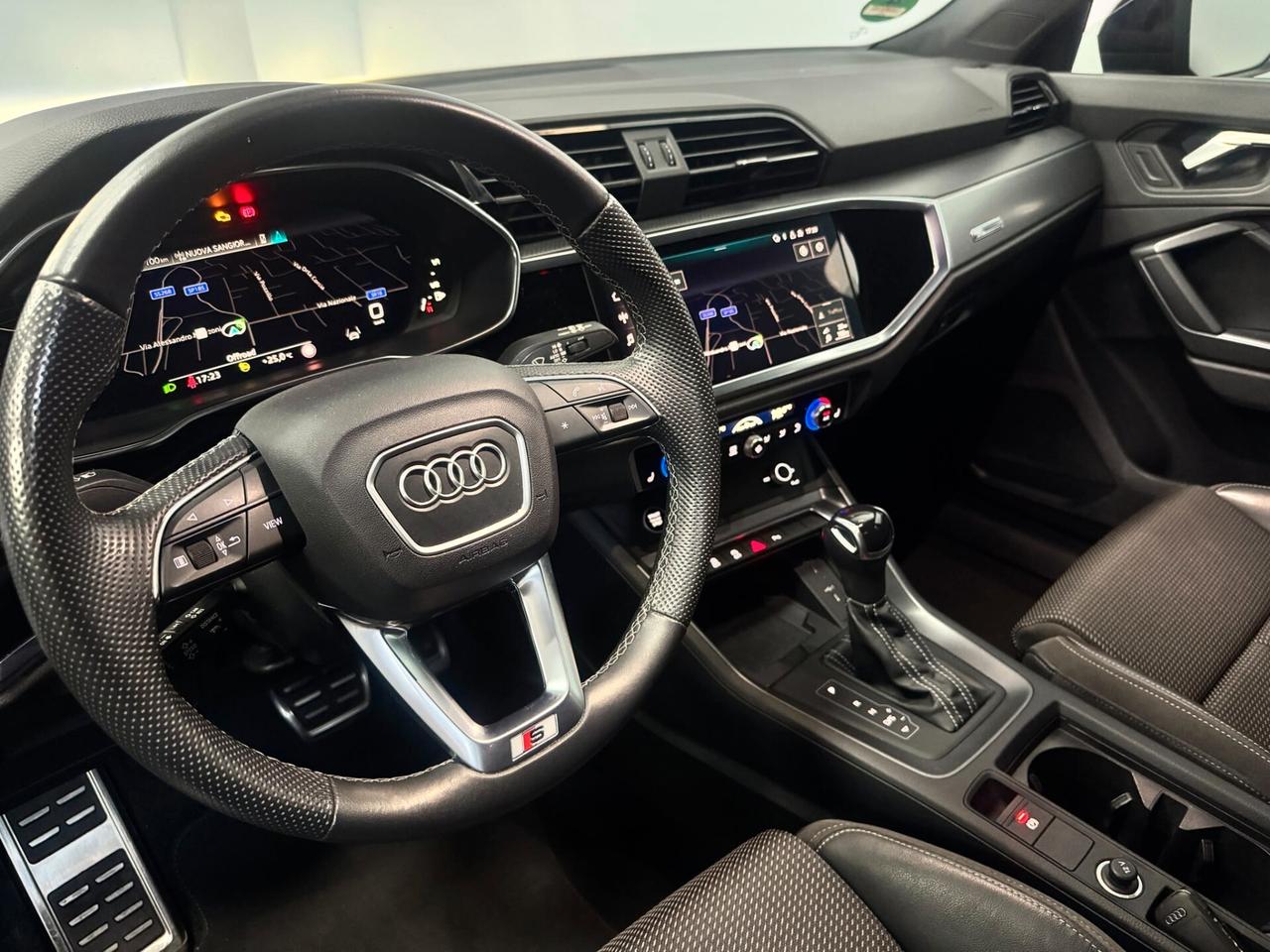 Audi Q3 SUV 35 TDI S tronic S-line