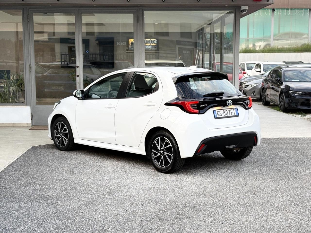 Toyota Yaris 1.5 Hybrid 92CV E6 Trend - 2023