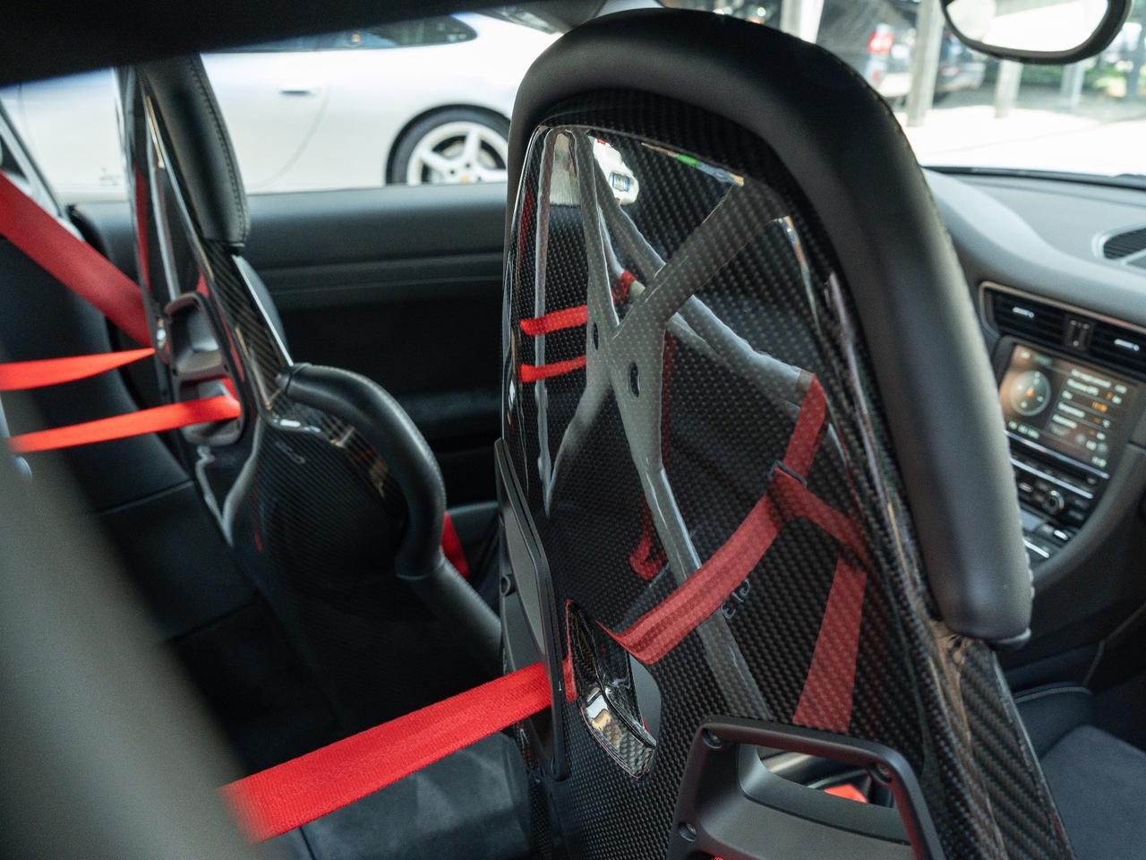 Porsche 911 4.0 GT3 RS - APPROVED - LIFT
