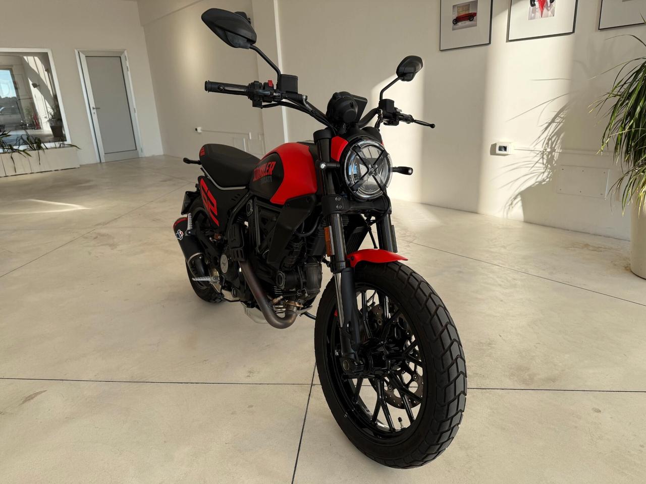 Ducati Scrambler Full Throttle