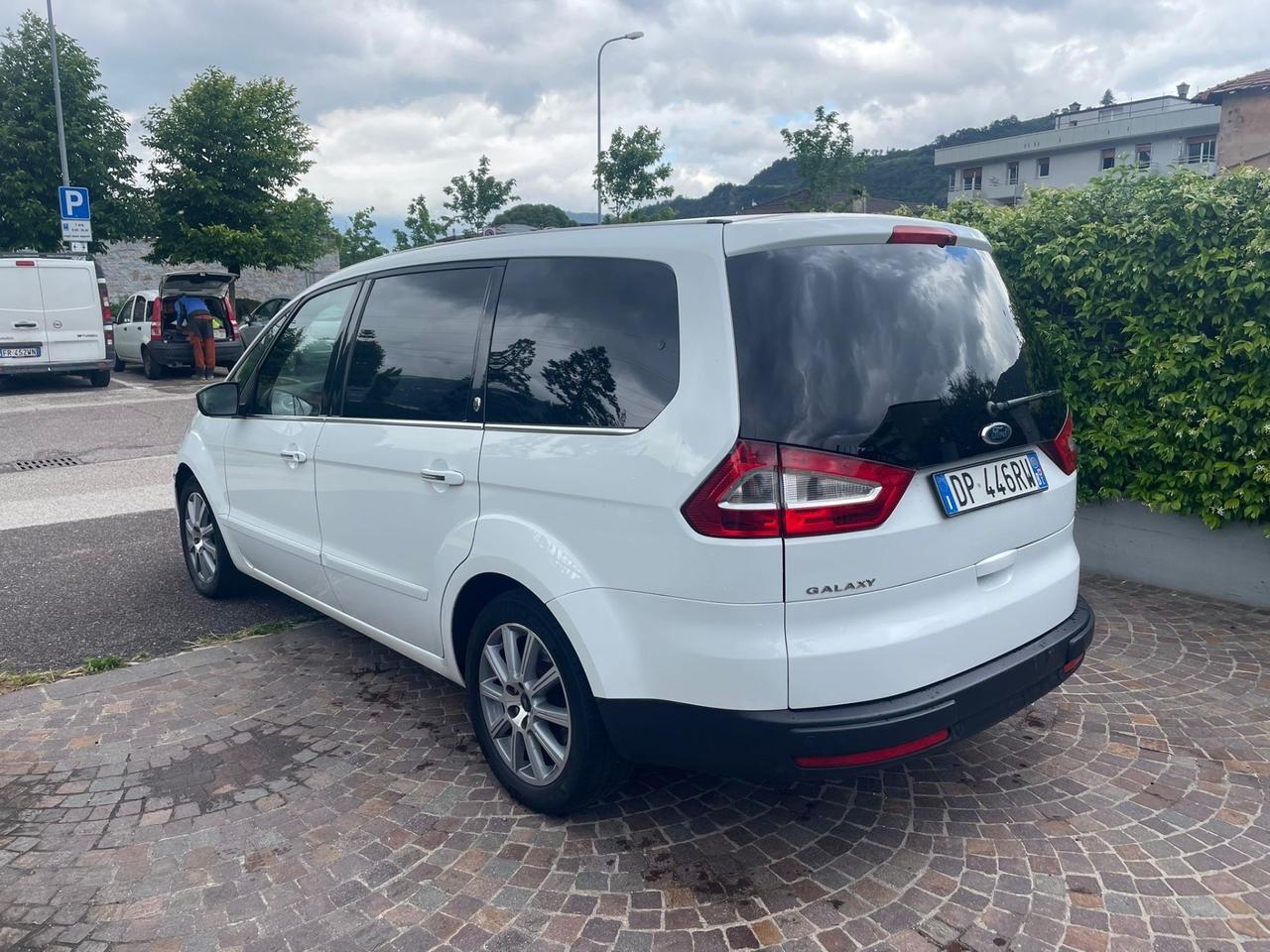 Ford Galaxy Galaxy