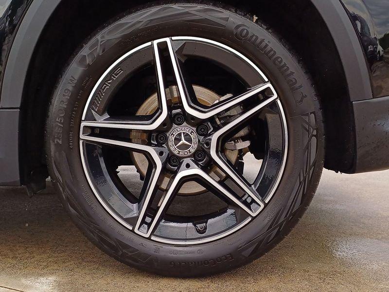 Mercedes-Benz GLA 200 d Premium auto