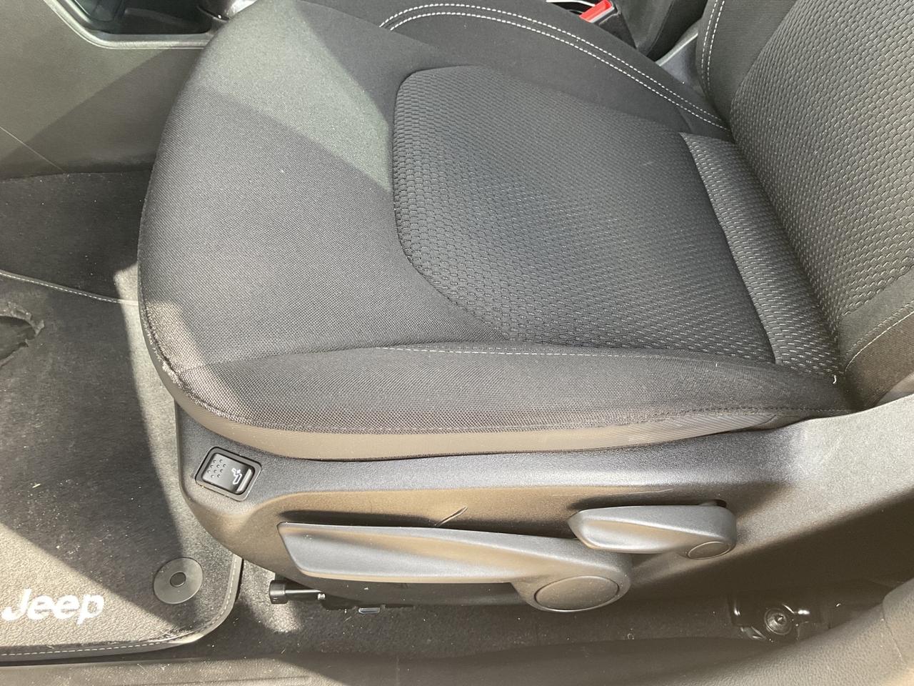 Jeep Renegade 1.3 T4 190CV PHEV 4xe AT6 Business Plus