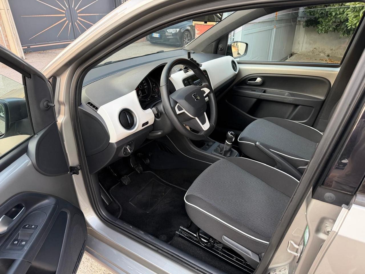 Seat Mii 1.0 68 CV 5 porte Chic Ecofuel