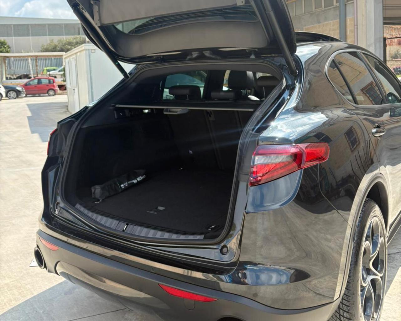 Alfa Romeo Stelvio 2.2 Turbodiesel 190 CV AT8 Q4 Sprint