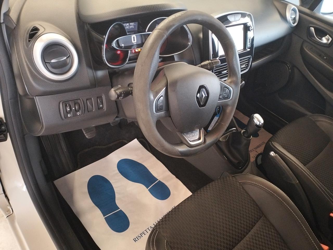 Renault Clio dCi 8V 90CV Start&Stop 5 porte Energy Intens - NEOPATENTATI