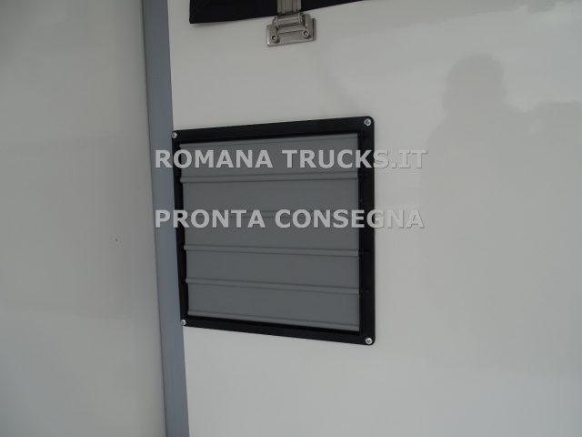 RENAULT Trafic COIBENTATO +FRIGO IN ATP-20 CON PARATIA IN ARRIVO