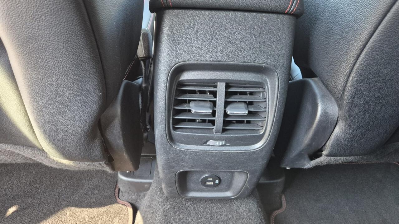 Ford Kuga 1.5 EcoBlue 120 CV aut. 2WD ST-Line X