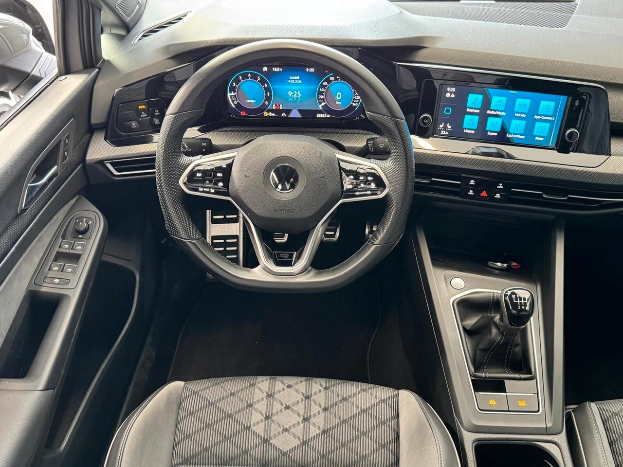 Volkswagen Golf 1.5 TSI EVO ACT R-Line