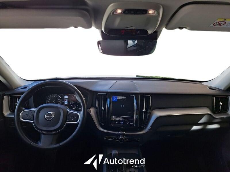 Volvo XC60 B4 197+14 CV AWD M-Hybrid Diesel Automatica Momentum