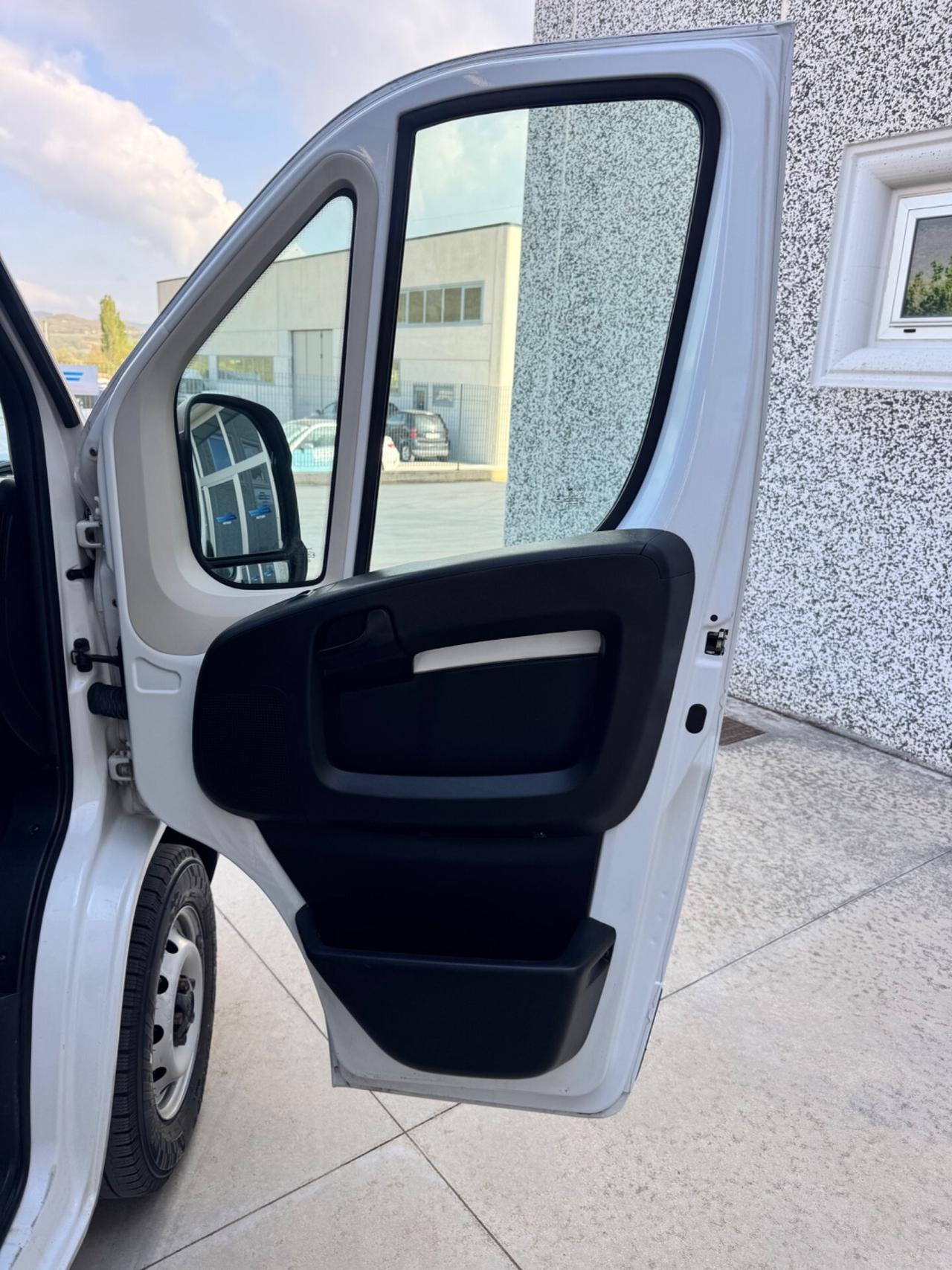 Ducato 30 2.3 MJT 120 CV CON PORTASCALE E SCAFFALATURA