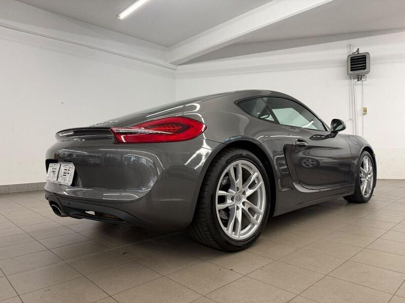 Porsche Cayman 2.7