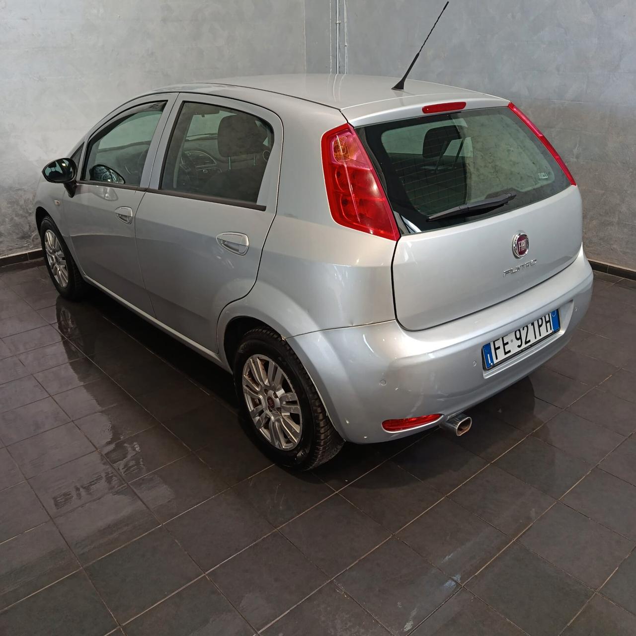 Fiat Punto Evo 1.4 B/GPL