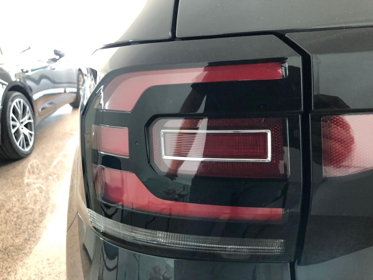 Volkswagen T-Cross 1.0 TSI Urban - NO CLIMA
