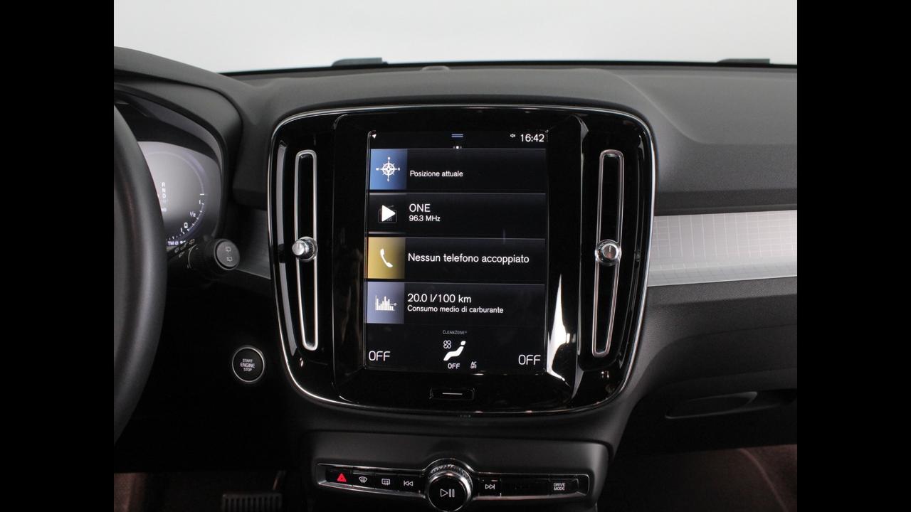 VOLVO XC40 - XC40 1.5 t4 phev Inscription Expression auto my21