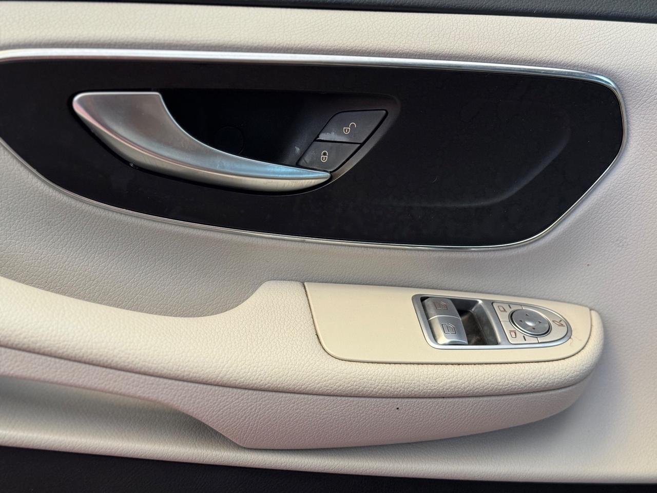 Mercedes-benz V 200 CDI Premium Long