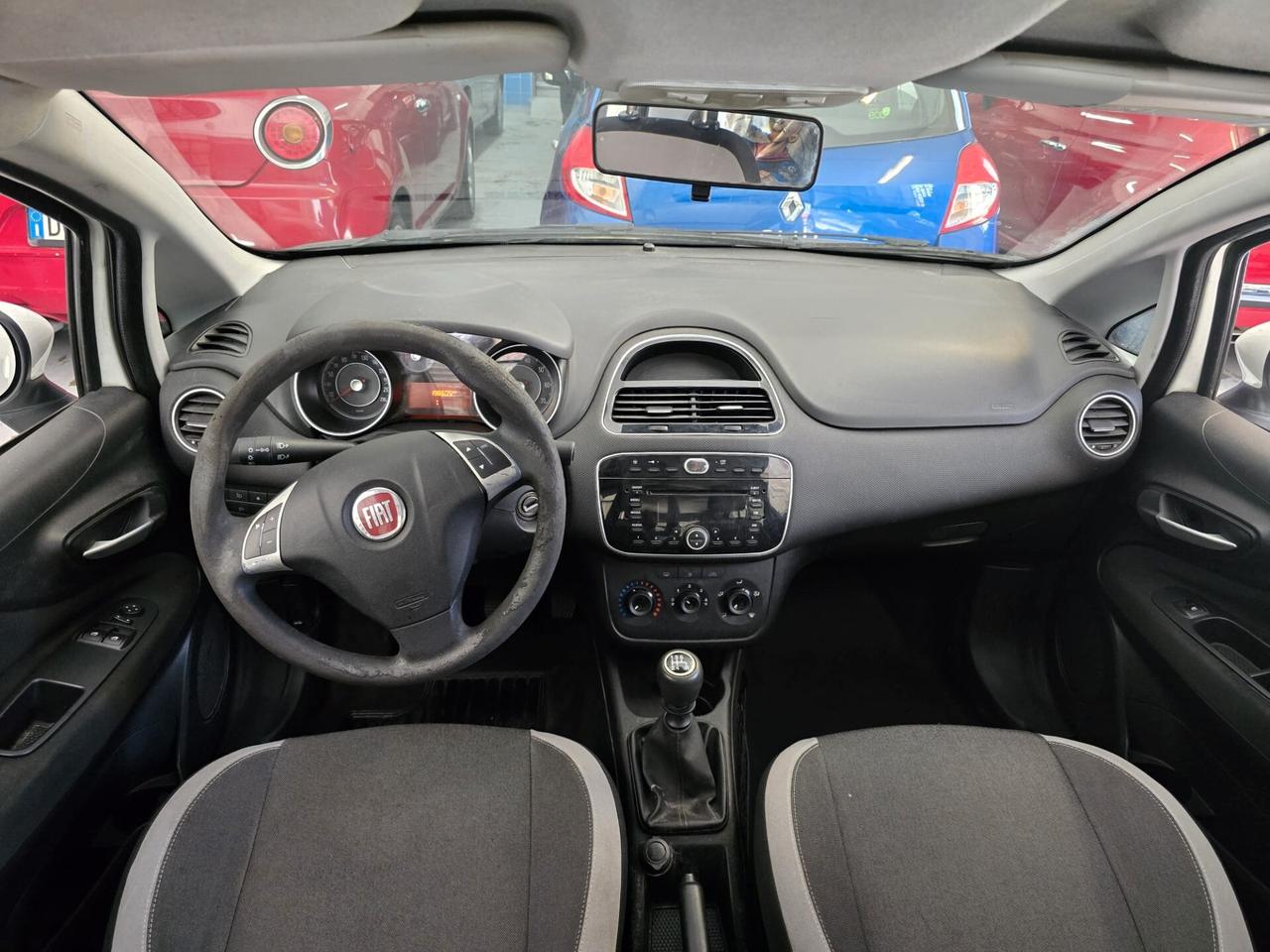 Fiat Punto 1.2 8V 5 porte Lounge motore sostituito certificato