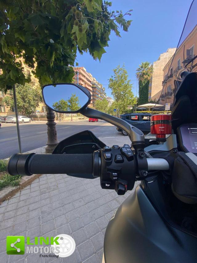 DUCATI Multistrada V4 S travel & radar
