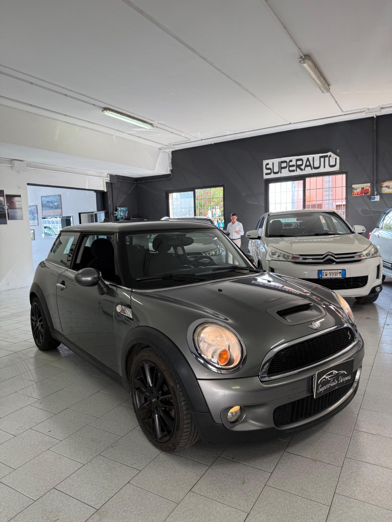 Mini John Cooper Works Clubman 1.6 16V S Chili