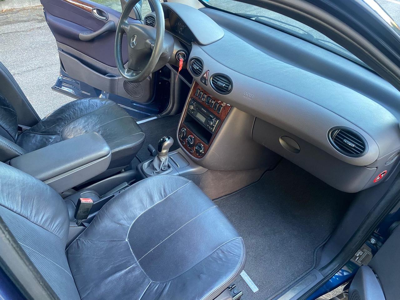 MERCEDES A 170 CDI INTERNI IN PELLE MOLTO BELLA GUARDA
