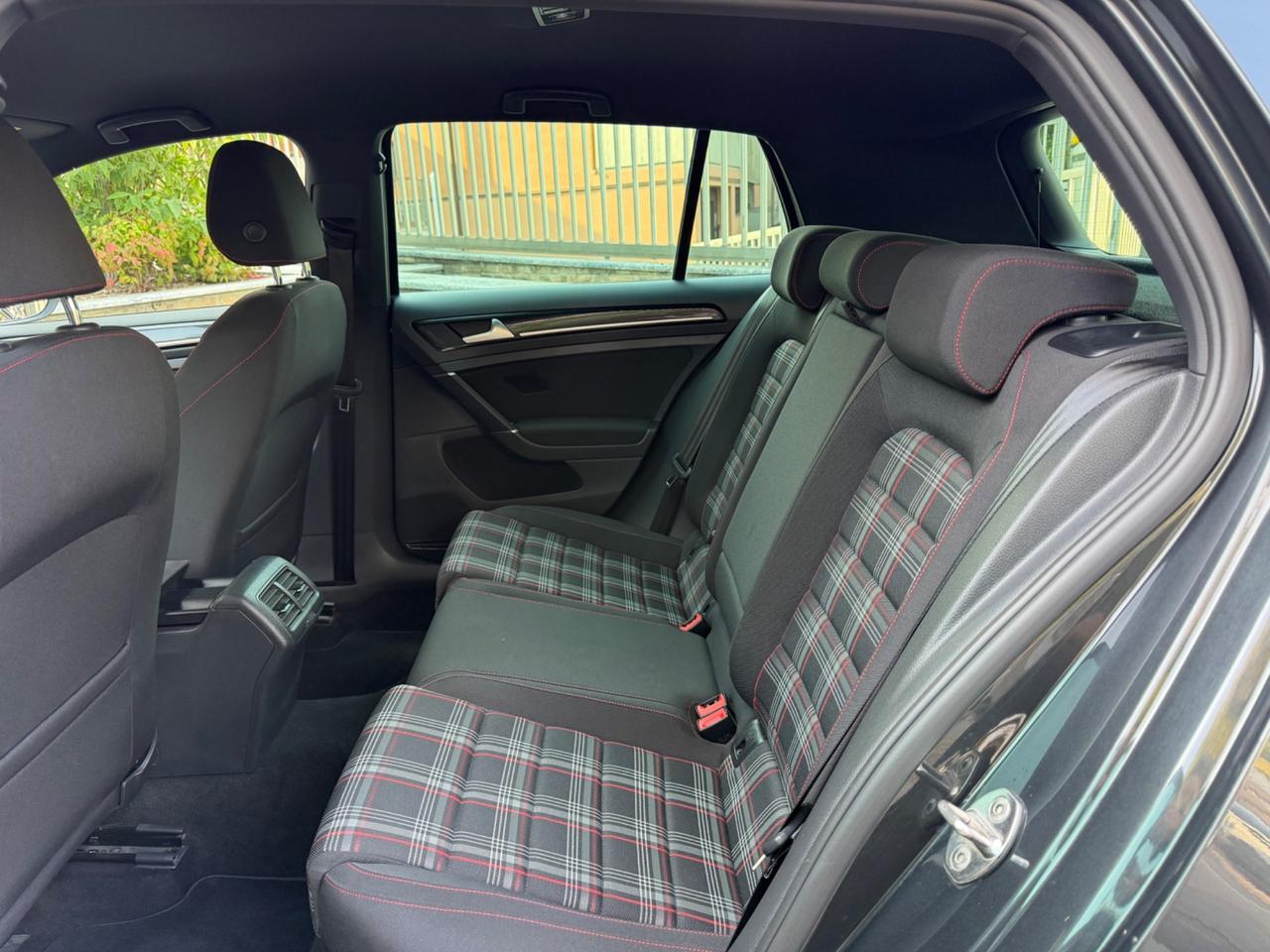Volkswagen Golf GTI Performance 2.0 TSI DSG 5p. BlueMotion Technology