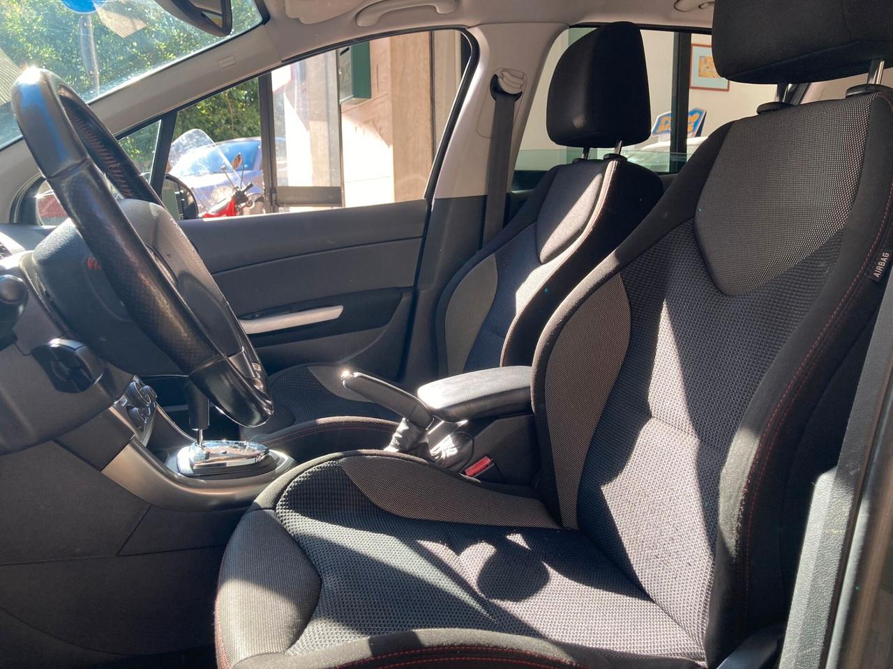 Peugeot 308 1.6 HDI - PERFETTA - 2018