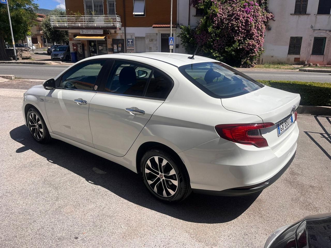 FIAT TIPO 1.6 MJT 120CV 88KW-2020