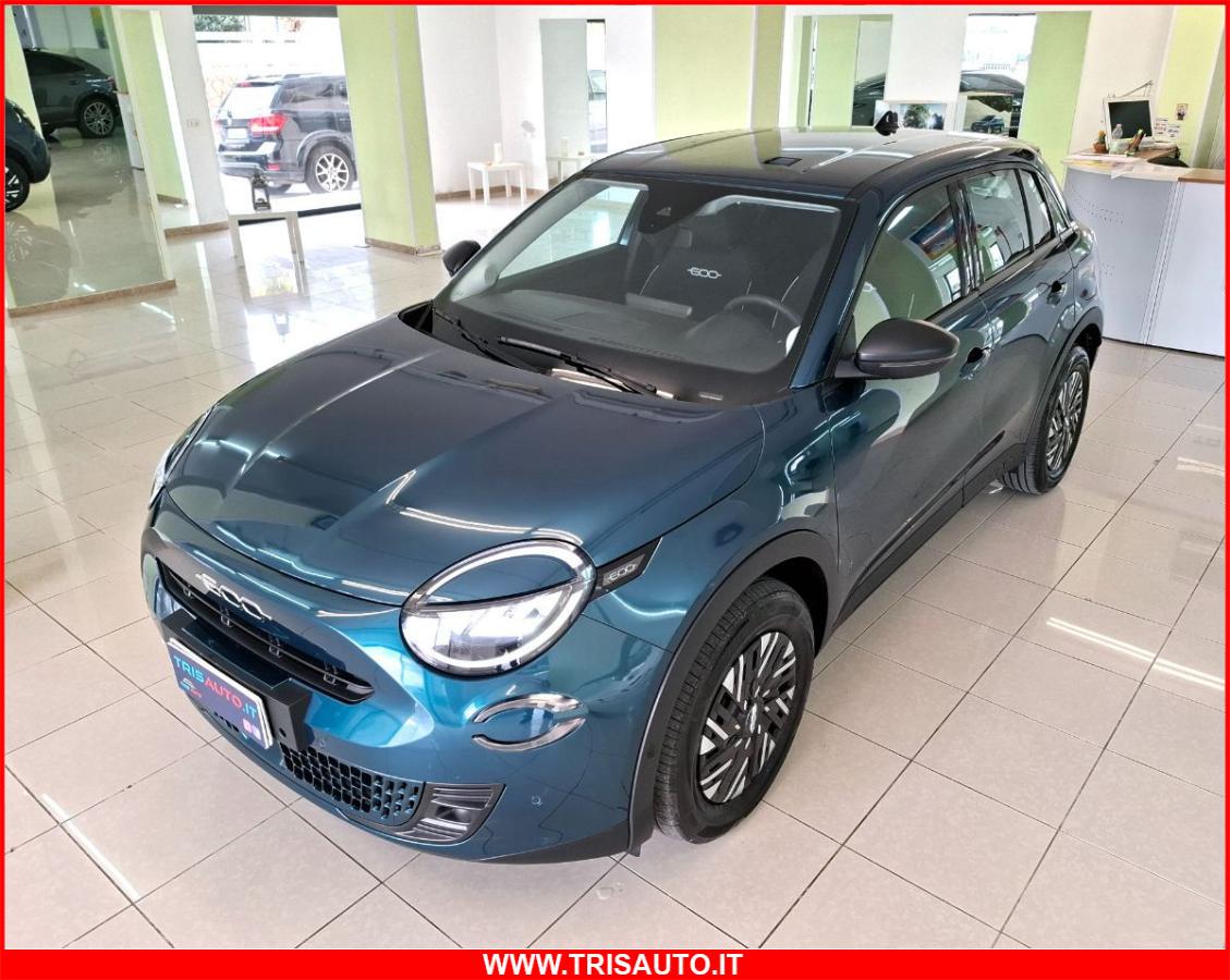 FIAT 600 1.2T MHEV DCT POP NEOPATENTATI (FARI LED)