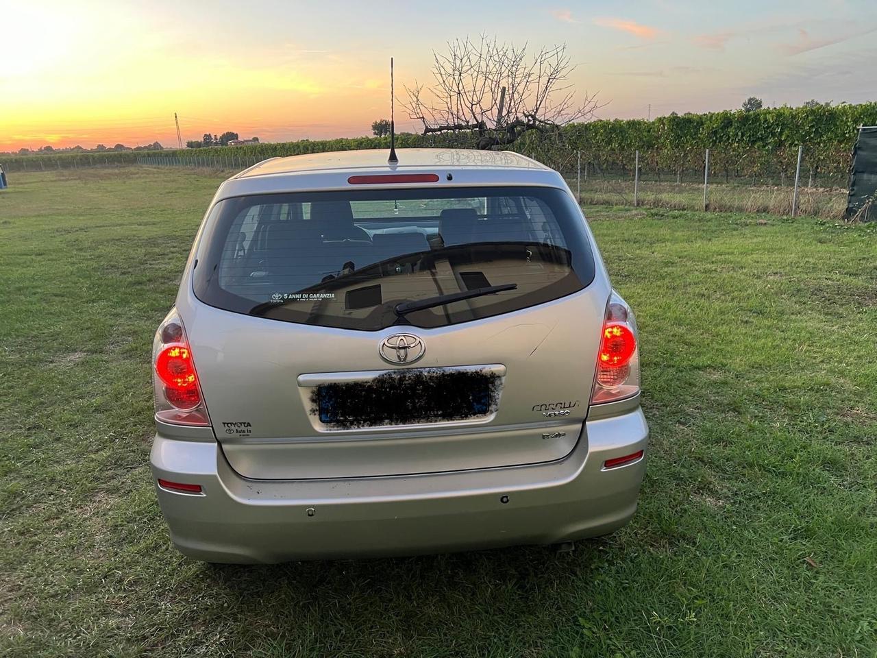 Toyota Corolla Verso 2.2 16V D-4D
