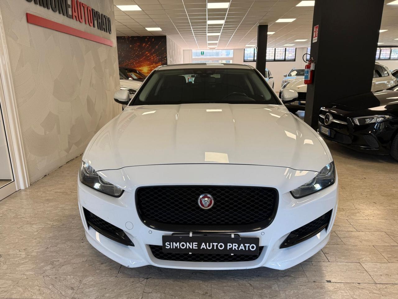 Jaguar XE 2.0 D Turbo 180CV Portfolio