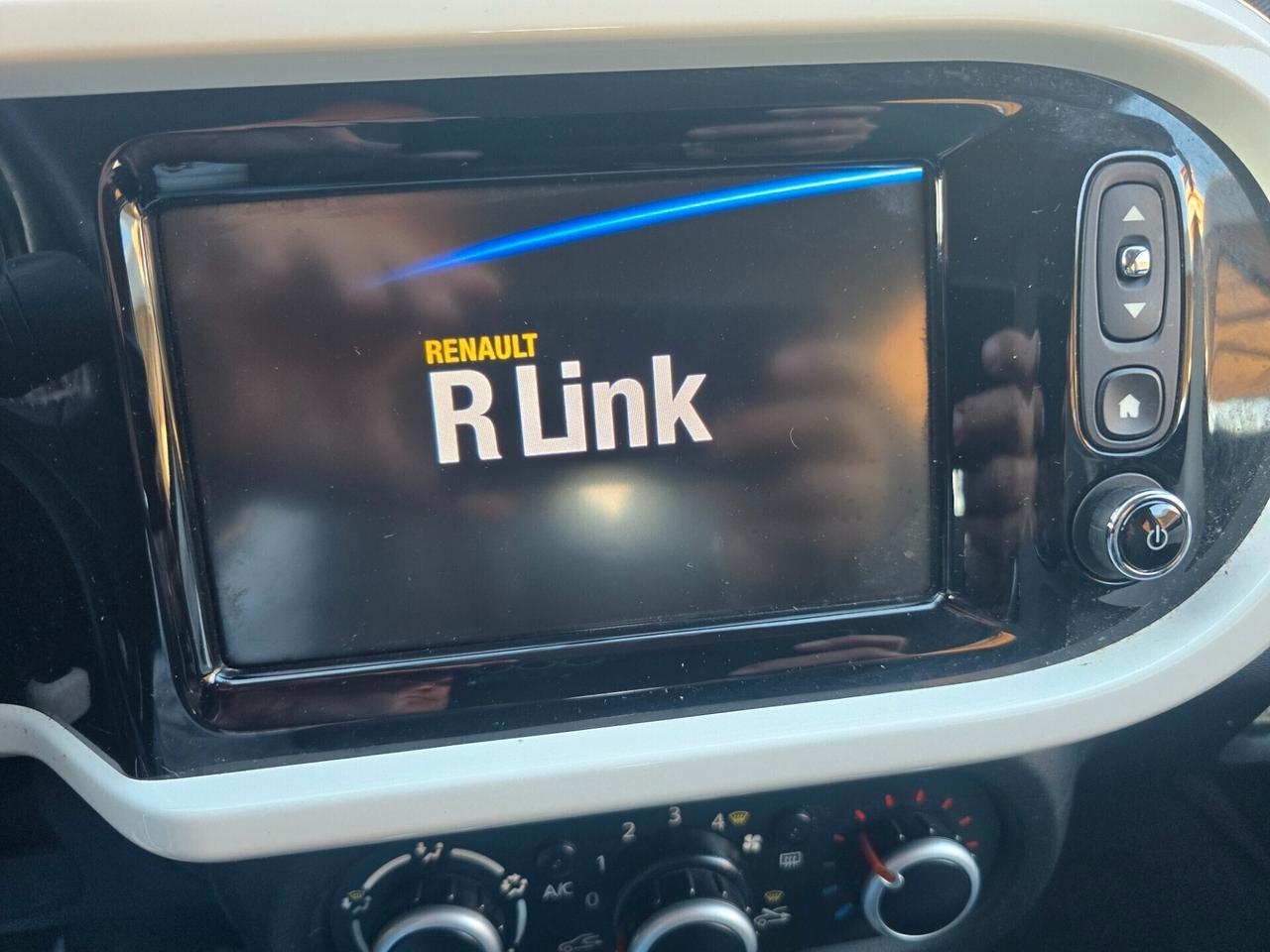 Renault Twingo SCe EDC Lovely